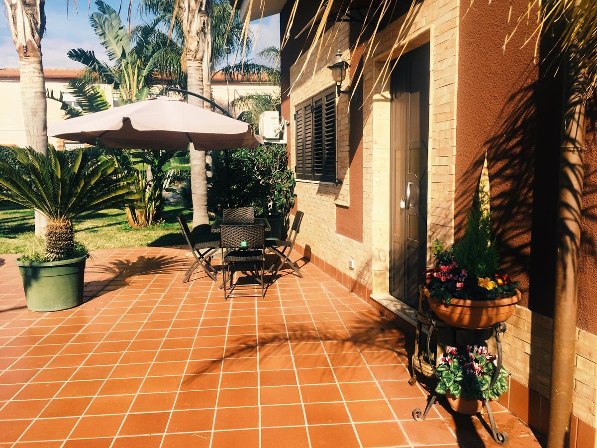 Villa Valentino Giardini Naxos Bagian luar foto